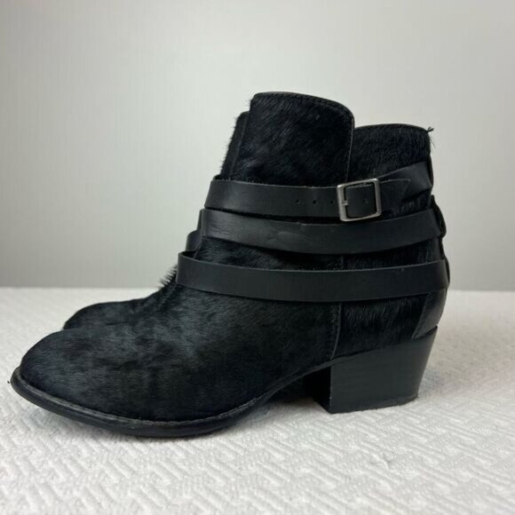 Matiko Boots Womens 6.5 Slip On Buckle Strap Ankle Bootie Black Fur Calf Heels - Picture 5 of 15